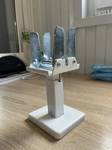 Кронштейн для радиатора Т-2 напольный фото 3